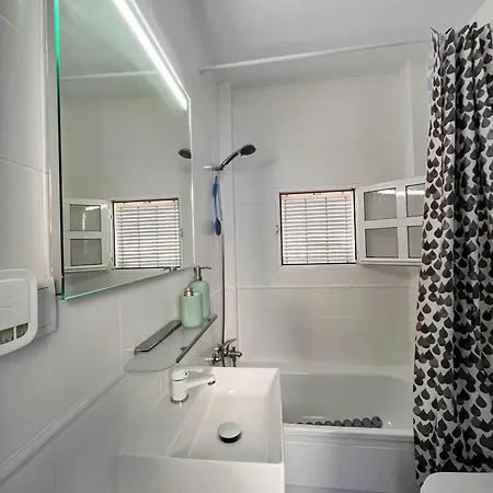 Z&r - Alcyone Apartamento